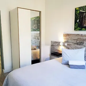 2* Pensión Barcelona Rooms